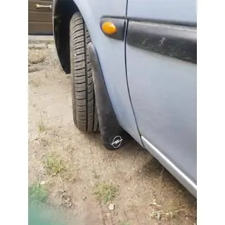 Premium Front Mud Flaps (1995-1999, 2 pcs) Opel Vectra B 1995-2002 photo 1