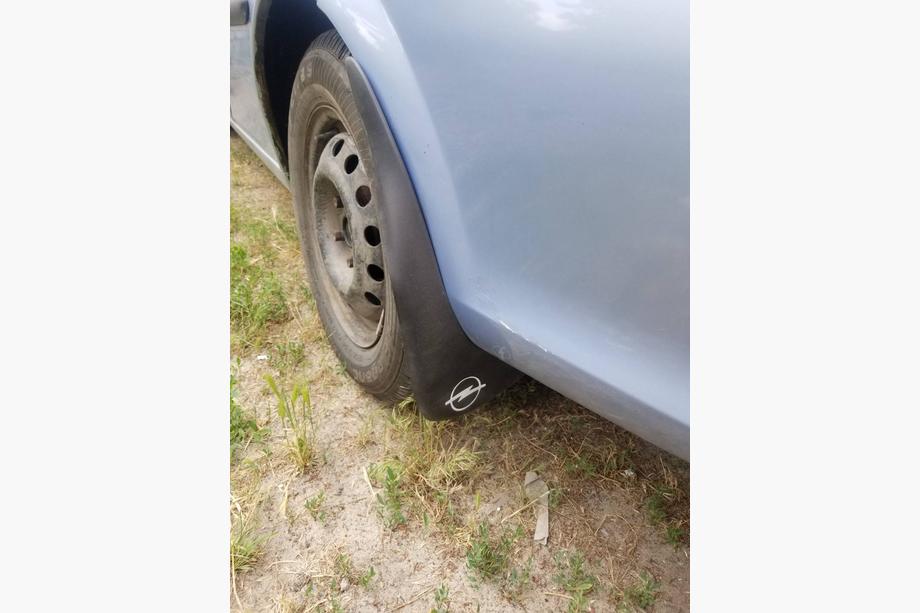 Opel Vectra B 1995-2002 Premium Rear Mud Flaps (1995-1999, 2 pcs) Image