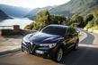 Overview compact crossover Alfa Romeo Stelvio photo 4