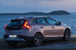 Review five-door hatchback Volvo V40 photo 8