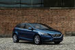 Review five-door hatchback Volvo V40 photo 2