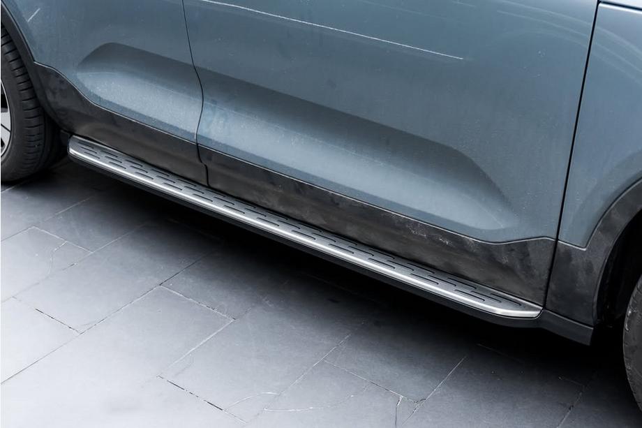 Volvo XC40 2018- Side Steps Original (2 pcs) Image