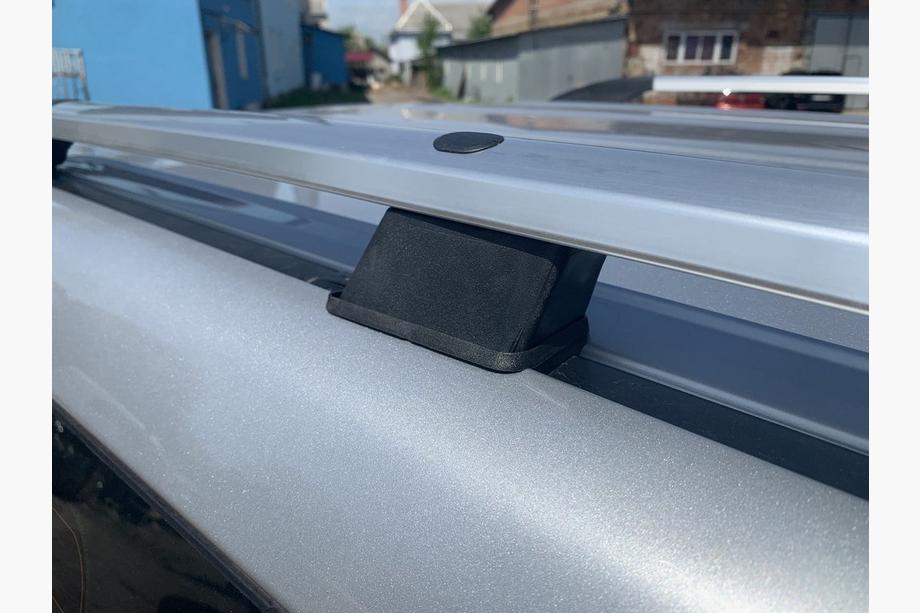 Toyota Land Cruiser Prado 150 2009-2023 Roof rails Turkish design (Chrome, 2 pcs) Plastic Feet Photo 5