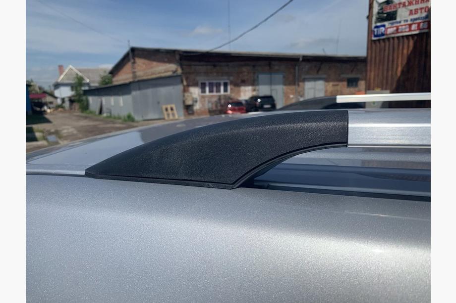 Toyota Land Cruiser Prado 150 2009-2023 Roof rails Turkish design (Chrome, 2 pcs) Plastic Feet Photo 6