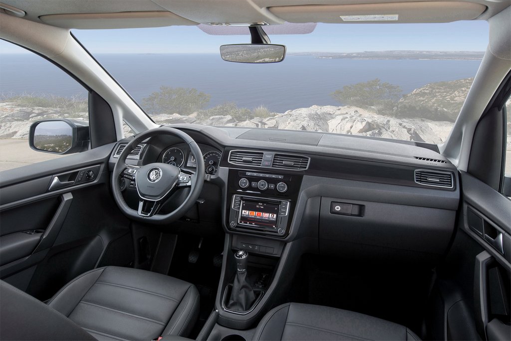 Overview of the compact minivan Volkswagen Caddy is the fourth generation