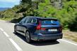 Overview premium wagon Volvo V60 photo 3
