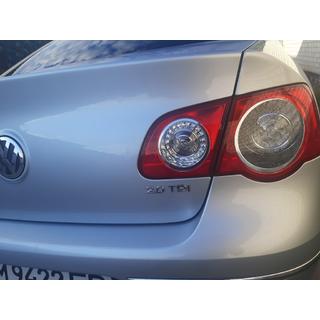 Badge 2.0 TDI (with red I) photo 2