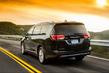 Full-size seven-seat MPV Chrysler Pacifica photo 11
