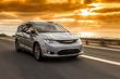 Full-size seven-seat MPV Chrysler Pacifica photo 2