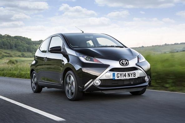 Review of the second generation of the Toyota Aygo hatchback