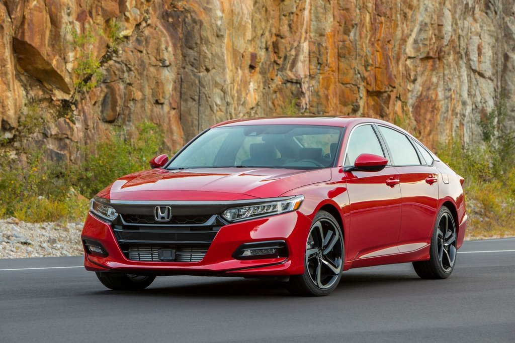 Review of the tenth generation of the sedan Honda Accord