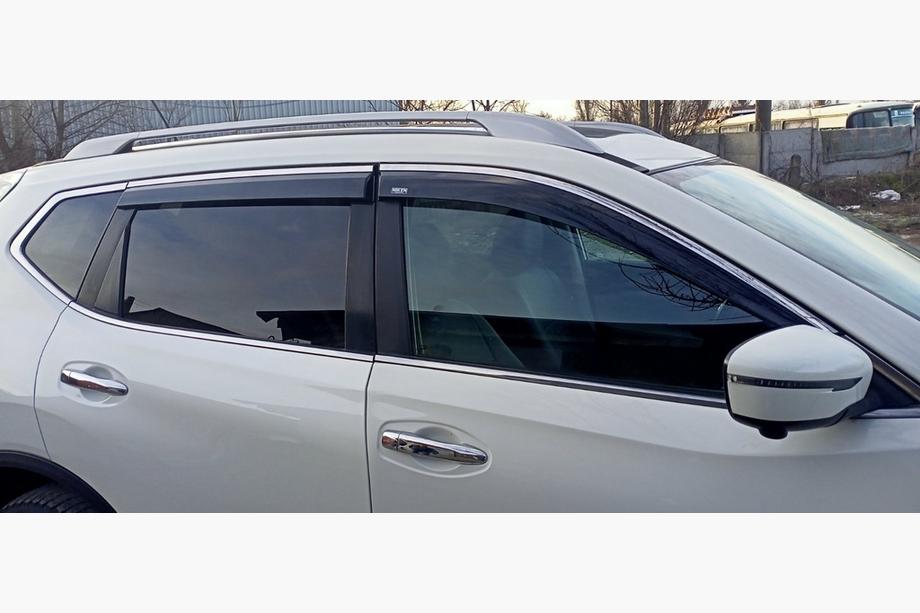 Nissan X-trail T32/Rogue 2014-2021 Window Deflectors with Chrome Trim (4 pcs, Niken) Photo 4