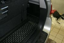 Toyota Highlander 2008-2013 Trunk mat short (Novline) installation photo 2