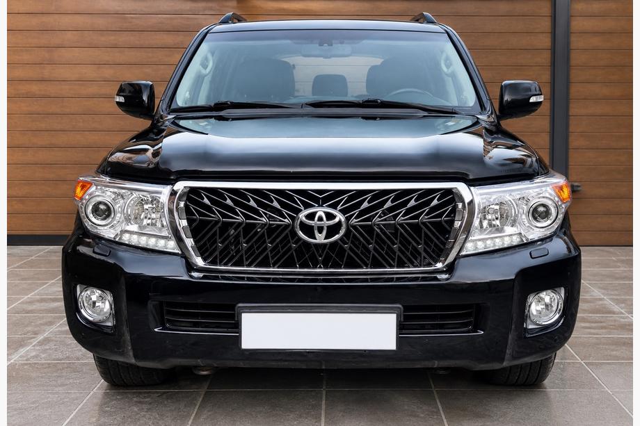 Toyota Land Cruiser 200 2007-2021 Front Grille 2012-2016 (TRD) Image
