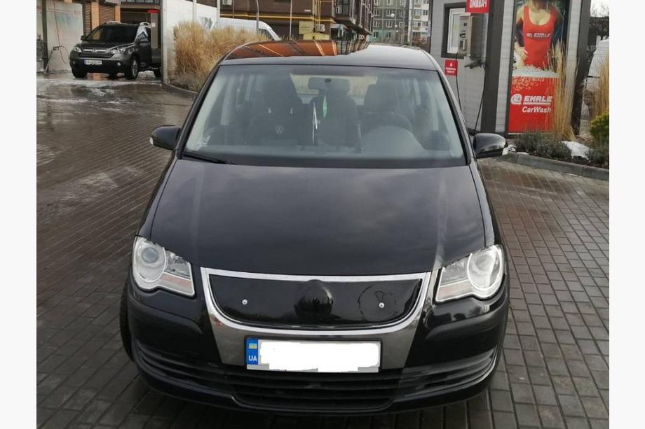 Volkswagen Touran 2003-2010 Winter grille (upper, 2006-2010) Matte Image