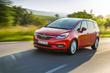 Overview of the compact van Opel Zafira photo 10