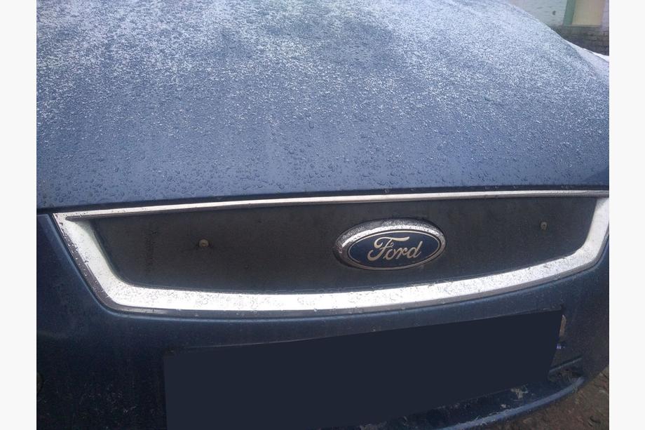 Ford Focus II 2005-2008 Winter cover for grille Glossy Photo 2