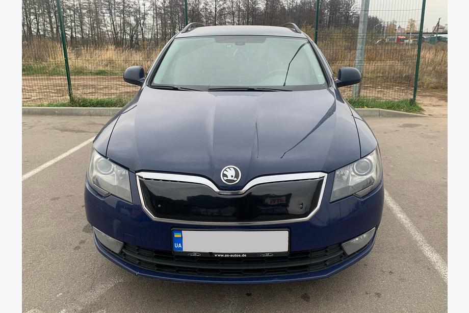 Skoda Superb 2009-2015 Winter grille cover (Upper, 2013-2015) Image