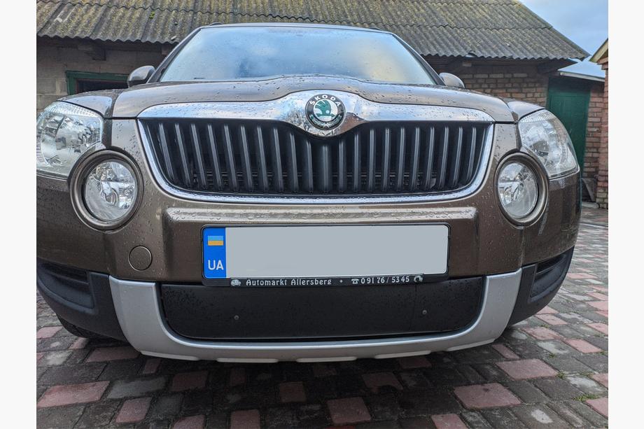 Skoda Yeti 2009-2017 Winter grille cover (lower, 2009-2013) Matte Image