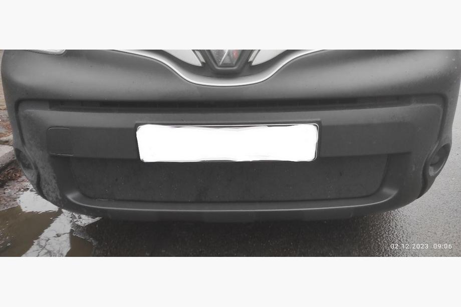 Renault Kangoo 2008–2020 Winter lower grille (2013+) Glossy Image