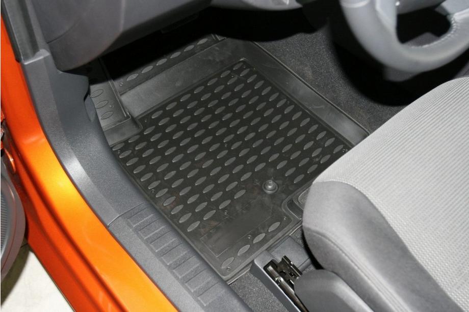 Dodge Caliber 2006-2011 Rubber floor mats (4 pcs, Novline) Photo 2