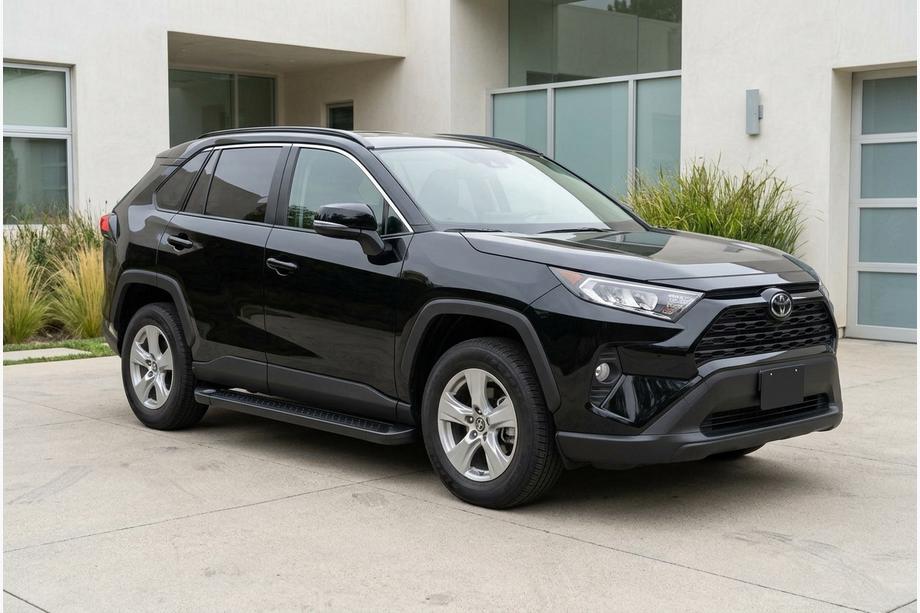 Toyota Rav 4 2019–2025 Side Steps Allmond Black (2 pcs, Aluminum) Image