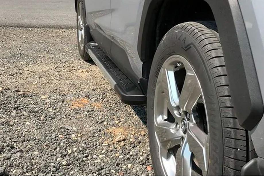 Toyota Rav 4 2019–2025 Side Steps RedLine V1 (2 pcs, Aluminum) Image