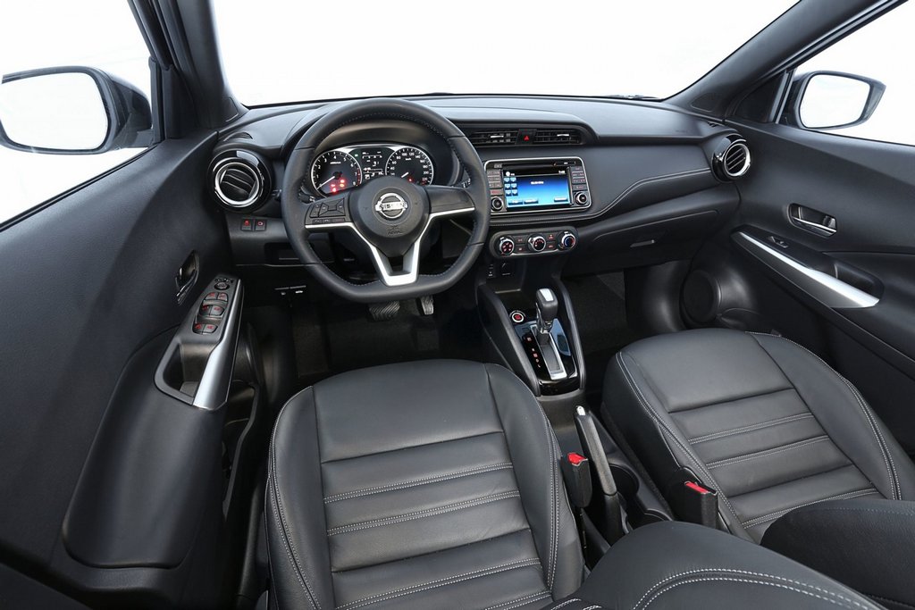 Overview subcompact crossover Nissan Kicks