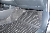 Toyota Yaris 2006-2011 Rubber Floor Mats Interior (3 pcs, Novline) photo 3