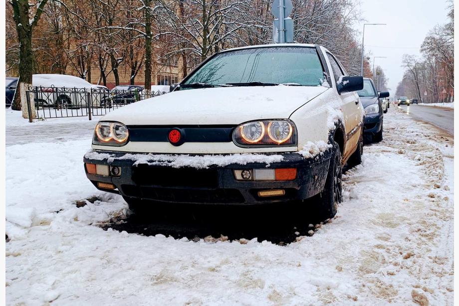 Volkswagen Golf 3 1991-2001 Winter cover for grille Matte Image