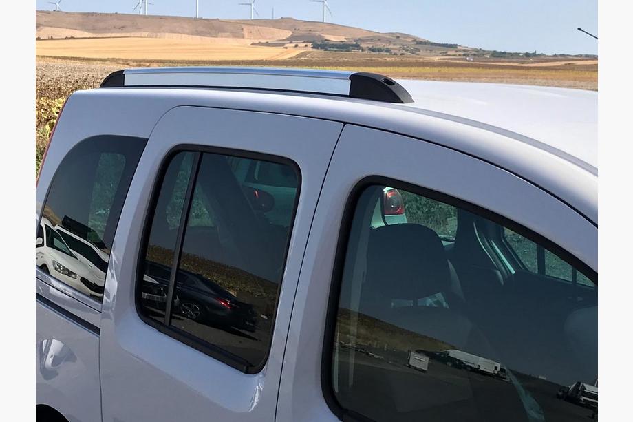 Renault Kangoo 2008–2020 Integrated Roof Rails (Chrome) Maxi Wheelbase Photo 5