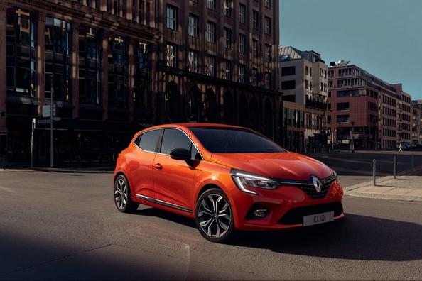 Overview of the fifth generation of the compact hatchback Renault Clio