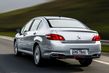 Overview compact sedan Peugeot 408 photo 4