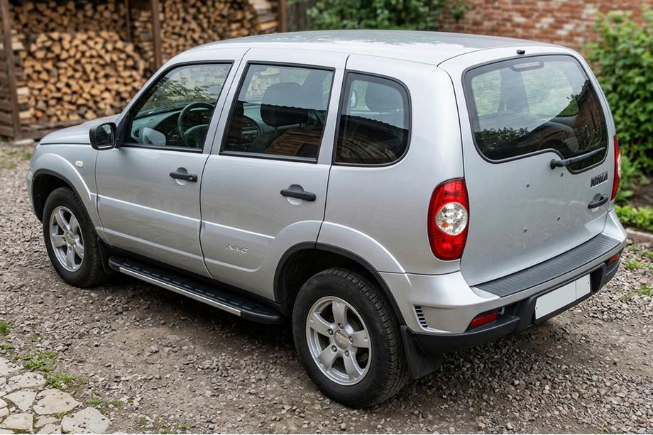 Chevrolet Niva 1998-2020 Side Steps Duru (2 pcs, Aluminum) Image