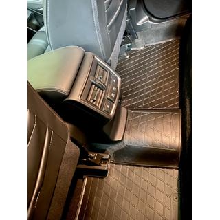 Rear Tunnel Rubber Mat (Stingray Premium) photo 4
