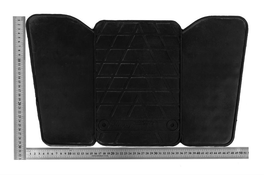 Toyota Corolla 2019- Rear Tunnel Rubber Mat (Stingray Premium) Photo 1