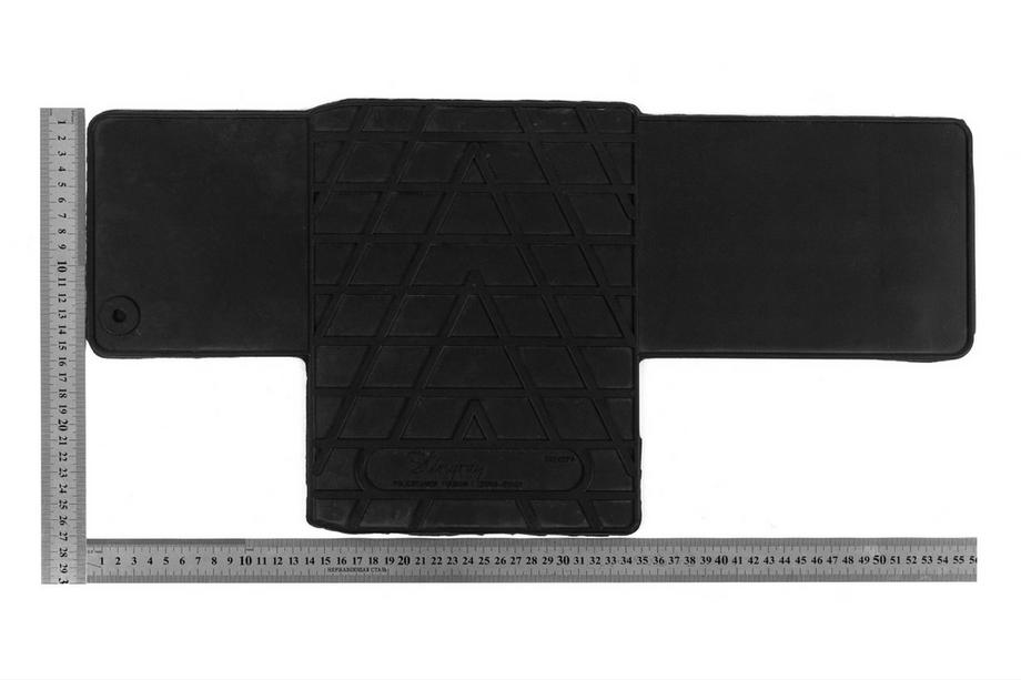 Volkswagen Touran 2003-2010 Rear Tunnel Rubber Mat (Stingray Premium) Image