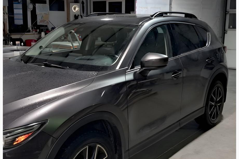 Mazda CX-5 2017–2025 Skyport Black Roof Rails (2 pcs) Image