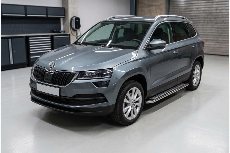 Skoda Karoq 2018- Side Steps Maydos V2 (2 pcs, Aluminum & Stainless Steel) Image
