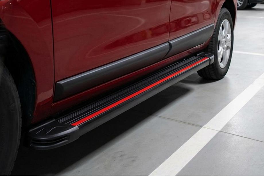 Dacia Dokker 2013-2022 Side Steps Maya Red (2 pcs, Aluminum) Image