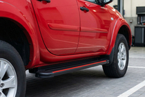Fiat Fullback 2016- Side Steps Maya Red (2 pcs, Aluminum) photo 1