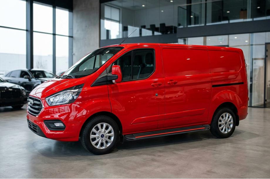 Ford Custom 2013-2022 Side Steps Maya Red (2 pcs, Aluminum) Long Wheelbase Image