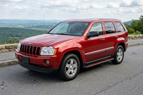 Jeep Grand Cherokee WK 2004-2010 Side Steps Maya Red (2 pcs, Aluminum) photo 1