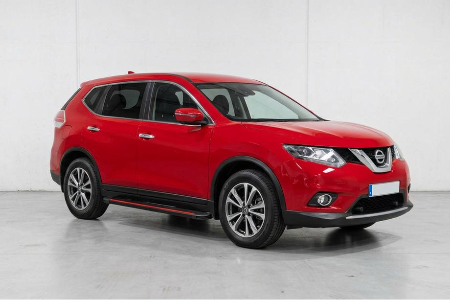 Nissan X-trail T32/Rogue 2014-2021 Side Steps Maya Red (2 pcs, Aluminum) Image