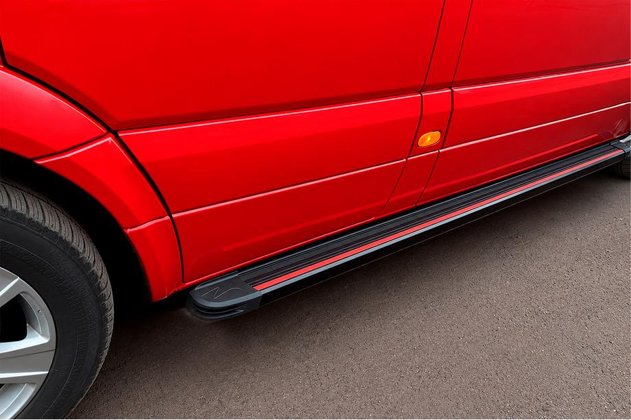 Volkswagen Crafter 2006-2016 Side Steps Maya Red (2 pcs, Aluminum) Medium Wheelbase Photo 2