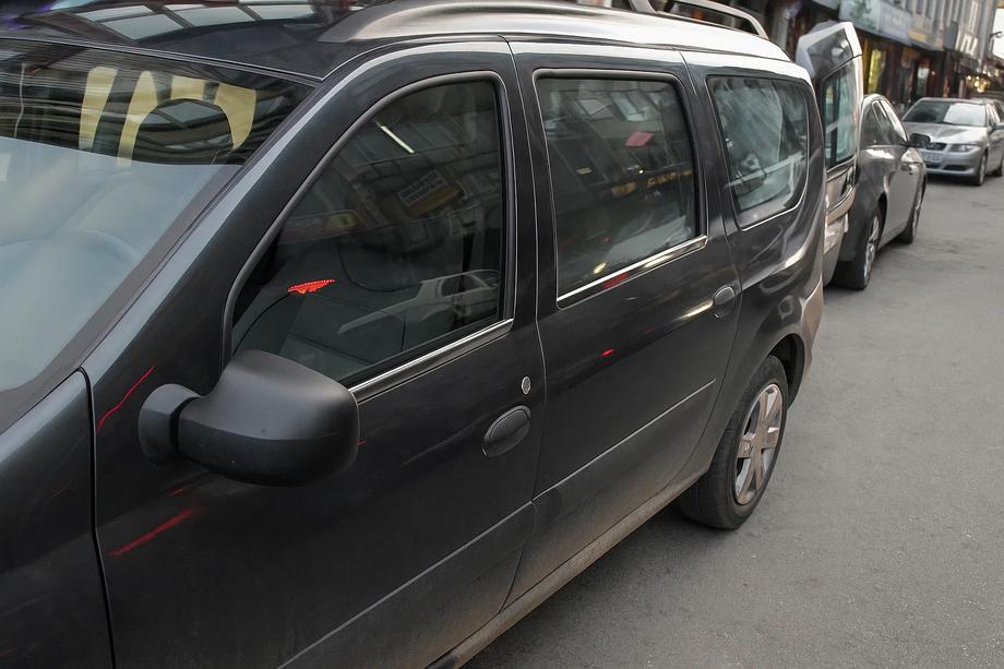 Lada Largus 2012- Exterior window trim stainless steel (4 pcs) Photo 5