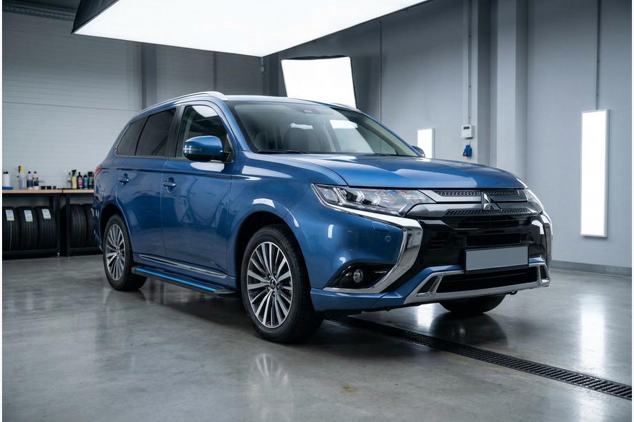 Mitsubishi Outlander 2012-2021 Side Steps Maya Blue (2 pcs, Aluminum) Image