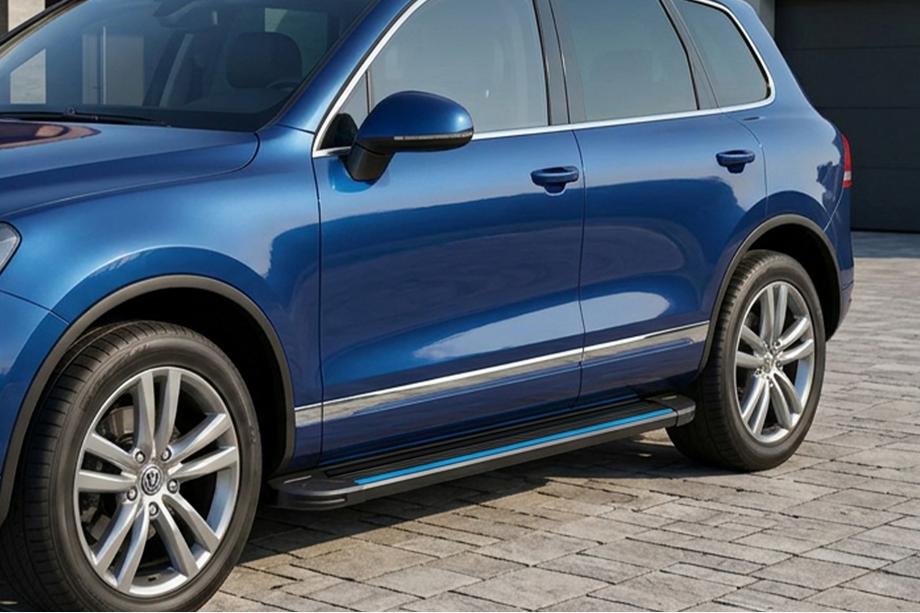 Porsche Cayenne 2003–2010 Side Steps Maya Blue (2 pcs, Aluminum) Image