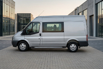 Ford Transit 2000–2014 Side Steps New Vision Black (2 pcs, Aluminum) L3/L4 (long) photo 1