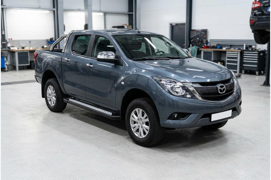 Mazda BT-50 2012- Side Steps New Vision Black (2 pcs, Aluminum) Image